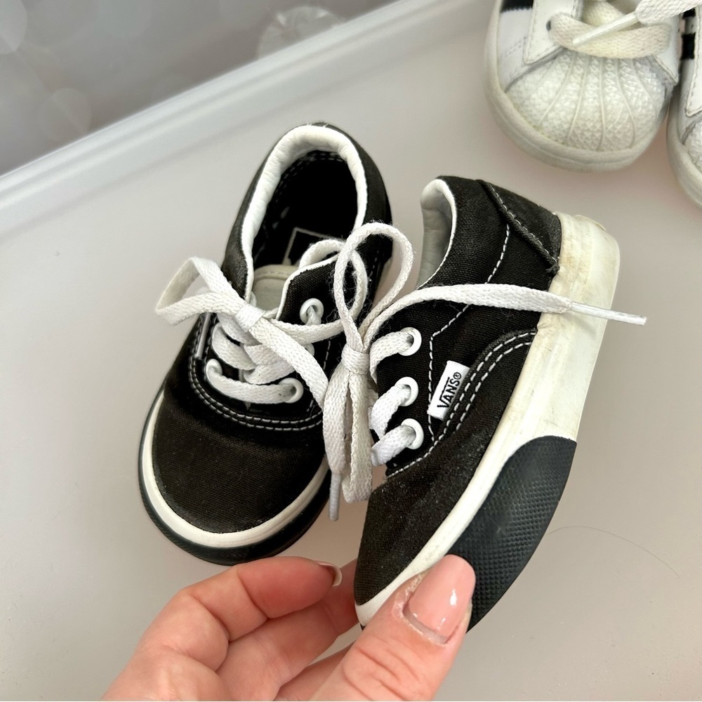 Adidas Superstar & Vans Old Skool Toddler Sneakers - Unisex 2pc Bundle Size 4 - Picture 7 of 13